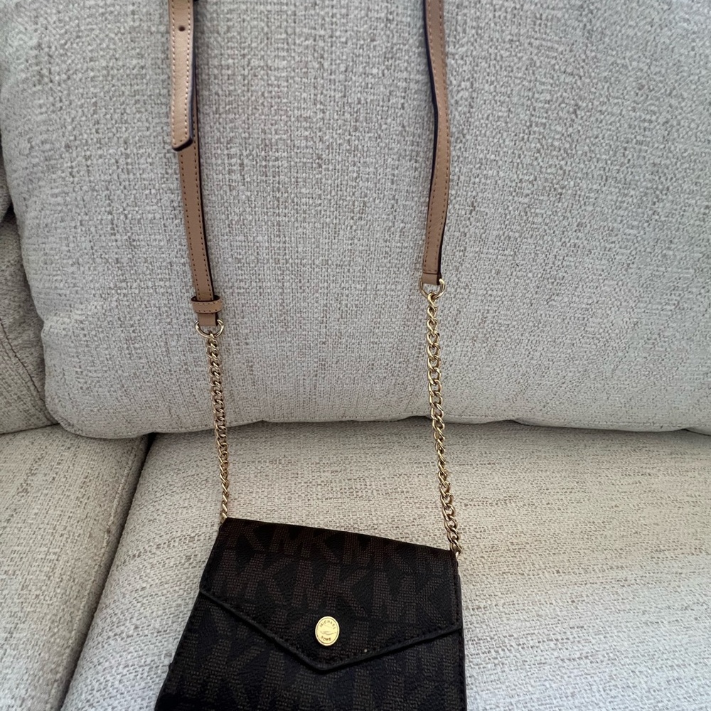 Michael Kors Mini Crossbody Bag - Picture 4 of 9